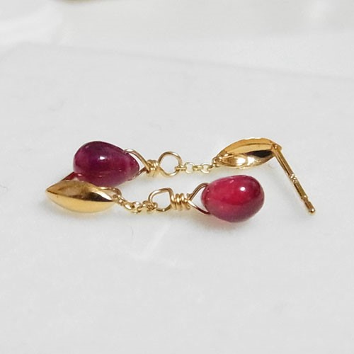 K18 しずくルビーピアス ピアス（フック・チェーン） Rua 通販