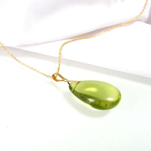 K18 グリーンアンバー ネックレス トップ チャーム ペンダントトップ