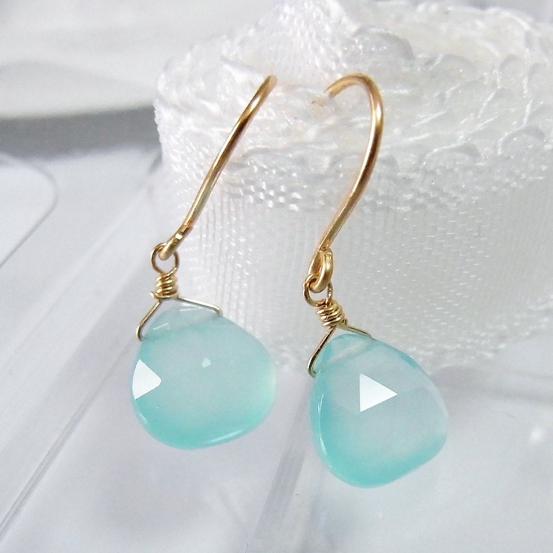 K18 シーブルーカルセドニー マロンピアス