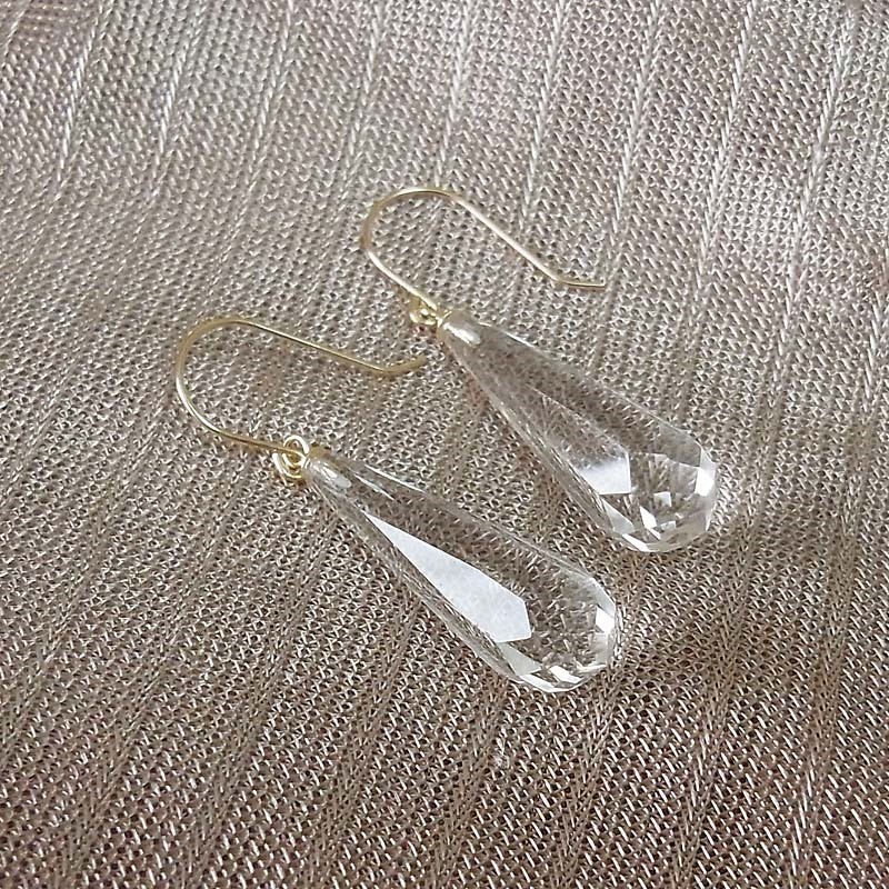 K18 キラキラ輝き 大きめ透明クリスタルクォーツピアス