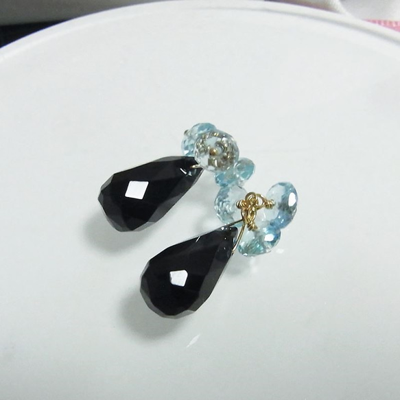 K18 オニキスとブルートパーズ チャーム ピアス（その他） Rua