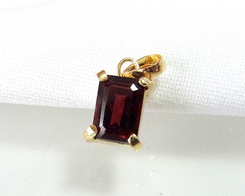 K18/ガーネットトップ K18イエローゴールド ガーネット ペンダントトップ | 高品質 金・プラチナ