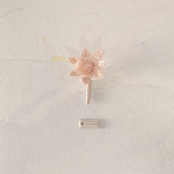 Puの羅DIYA  - ロマンチックなピンクのブローチ 3枚目の画像