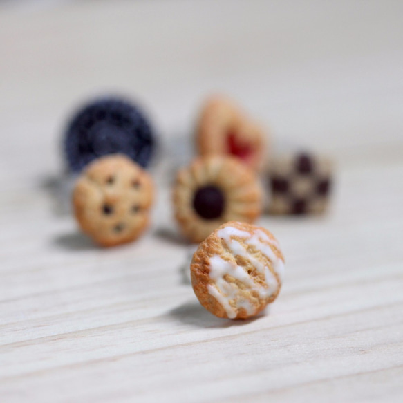 袖珍經典餅乾耳環 Miniature Classic Cookies Earring 第5張的照片