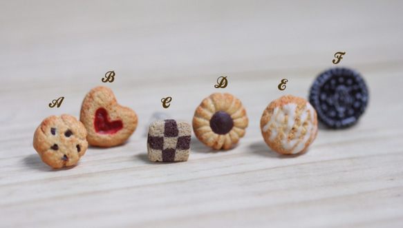 【8折】袖珍經典餅乾耳環 套組 Miniature Classic Cookies Earring Set 第1張的照片