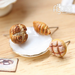 袖珍經典麵包耳環 Miniature Classic Bread Earring 第1張的照片