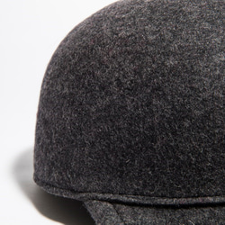 簡單的低帽灰色M 16AWS-009是在氈中的一種製成 第4張的照片