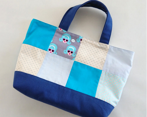 ブチ子。 パッチワークトートバッグ 長財布 ランチバック ブチ子様専用。 パッチワークトートバッグ 長財布 ランチバック