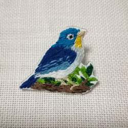 鳥☆彡 toridori刺繍ブローチ 022 ブローチ HIROKO KAIHO 通販