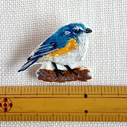 鳥☆彡 toridori刺繍ブローチ　005 1枚目の画像