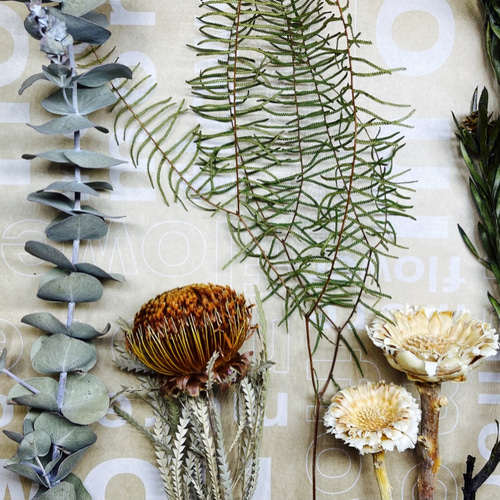 【JURI♡です♡】アンティーク　ドライフラワー　花材　#60 Amazon｜アンティーク ドライフラワー風 玄関リース ガーデン