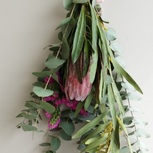 プロテアとミモザの華やかスワッグ2♬ ドライフラワー heill ヘイル