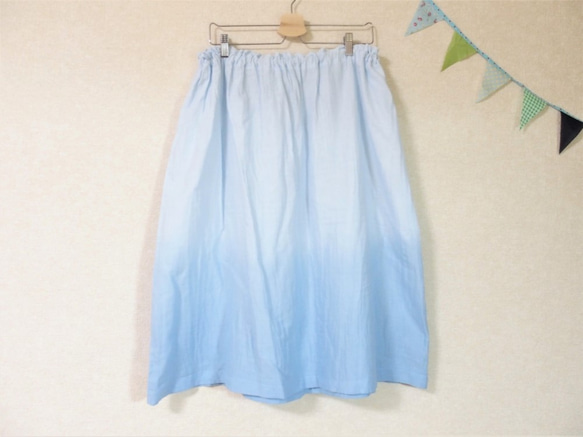 フリーサイズ　手染めのWガーゼスカート　ブルー 2枚目の画像