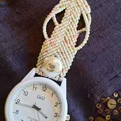 腕時計 マクラメ編みクリスマス 4枚目の画像