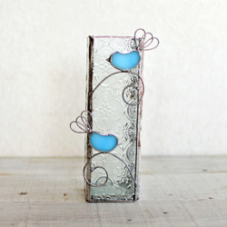 ステンドグラスの花瓶　青い鳥　薄いブルー 2枚目の画像