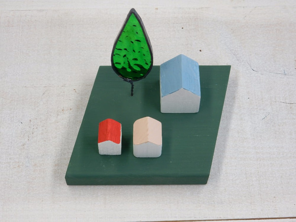 ガラスの木と小さなお家のオブジェ　グリーン 3枚目の画像