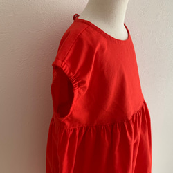 【送料無料】SALE！！子供服　鮮やかな赤のフレンチスリーブワンピース 2枚目の画像