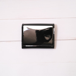 ◎お買い得◎コロンとしたエナメルのミニ財布(ブラック) 5枚目の画像