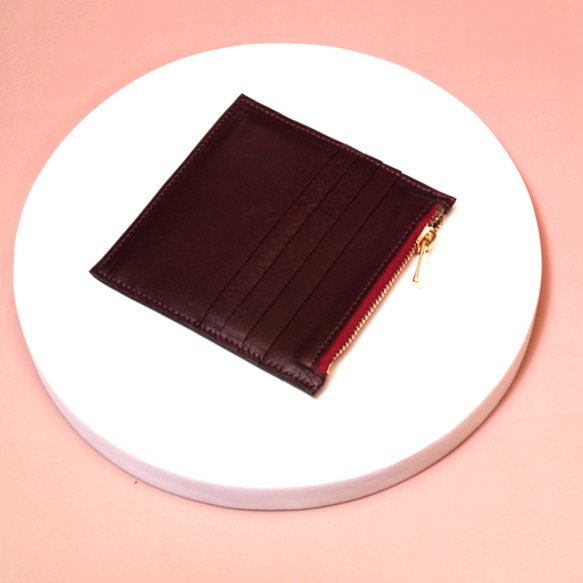 薄い！かさばらないイタリアンレザーの正方形フラグメントケース（ミニ財布・ボルドー） 3枚目の画像