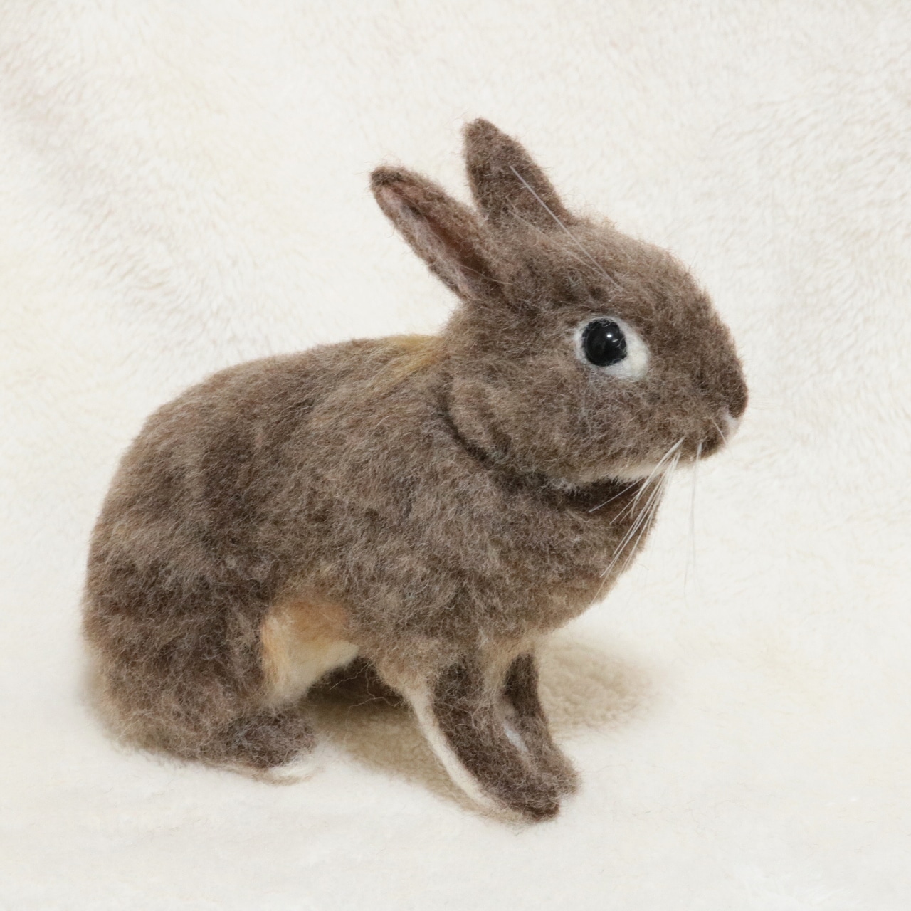 ココ☆ニンジンパンツのウサギリスちゃん　羊毛フェルト ココ☆ニンジンパンツのウサギリスちゃん　羊毛フェルト