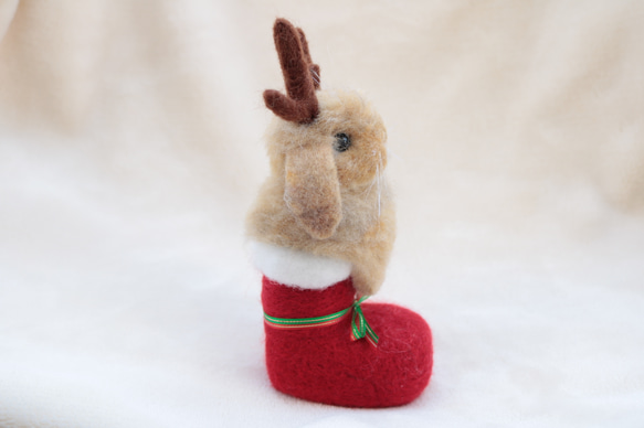 クリスマスブーツなトナカイうさぎさん  ホーランドロップイヤー  羊毛フェルト   オレンジ 5枚目の画像
