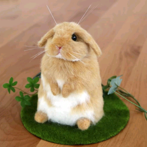 羊毛フェルト♡ウサギ さん（お値下価格） お月見うさぎ ＊モチツキうさぎさん＊ 羊毛フェルト 羊毛フェルト にち