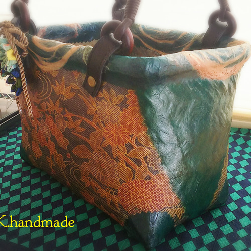 ♡お値下げ在庫あるのみ☆伝統工芸☆正絹一閑張りかごバッグ☆つまみ