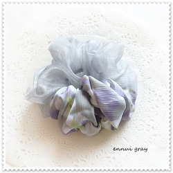 花曇り ennui gray；シュシュ 紫陽花 グレー オーガンジー・上品 シック 大人色 透明感 1枚目の画像