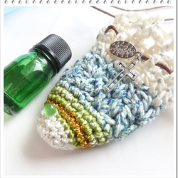 Fish Crochet；ネックレス 巾着袋 ホワイト グリーン ブルー・お守り袋 福袋 金魚 2枚目の画像