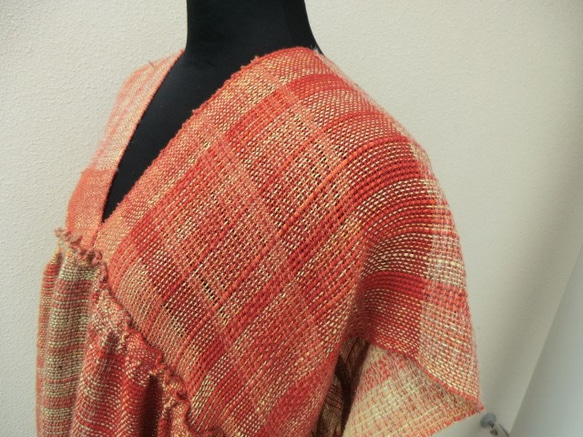 手織りの布でチュニック（オレンジベージュ） 4枚目の画像