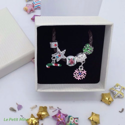 聖誕Party Queen-斜紋編織皮繩手鍊-黑色-禮盒裝-吊飾款式隨機出貨 第7張的照片