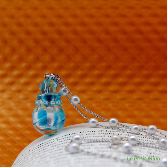 Diffuser Necklace Cherish Petite Aroma Vial Art Glass 4枚目の画像