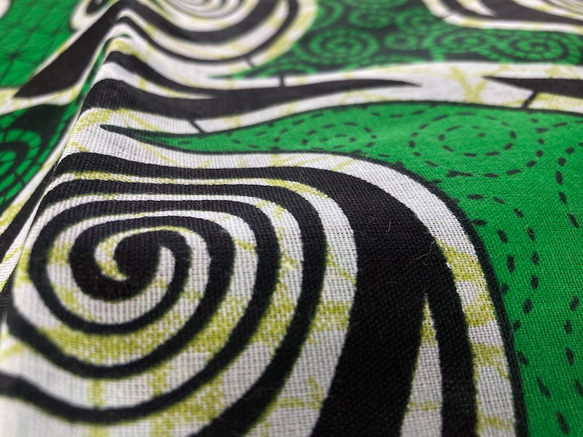 アフリカンプリント 生地 アフリカ布011 渦巻き グリーン 緑/白 幅113 長さ90 手作り ハンドメイド 3枚目の画像