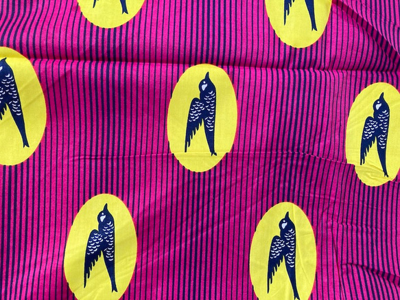 アフリカンプリント 生地 アフリカ布014 ツバメ ピンク 幅119 長さ260  