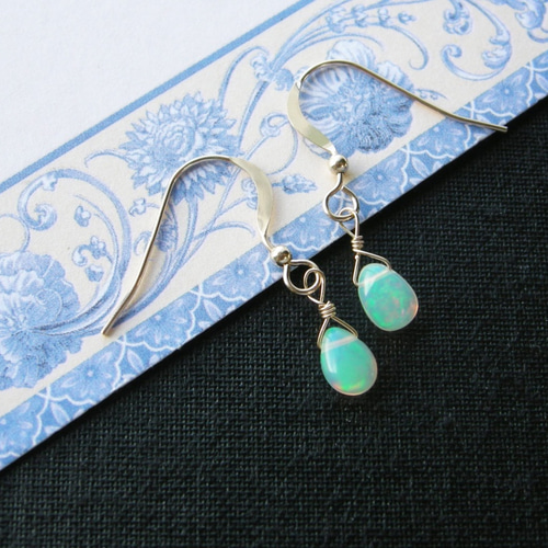 みっちゃん◆エチオピアオパールピアス✧14kgf みっちゃん様専用◇エチオピアオパールピアス✧14kgf - メルカリ