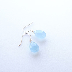K18 高品質海藍寶石梨形剃須耳環或耳環天然石材柔和藍色 第6張的照片