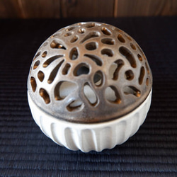 【SALE】金彩白フレグランスランプＭ１ 2枚目の画像