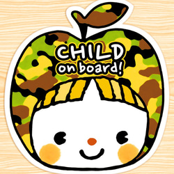 CHILD ON BOARD マグネットステッカー(カモフラりんごちゃん） 1枚目の画像