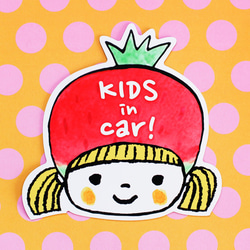 KIDS IN CAR マグネットステッカー(いちごちゃん） 1枚目の画像