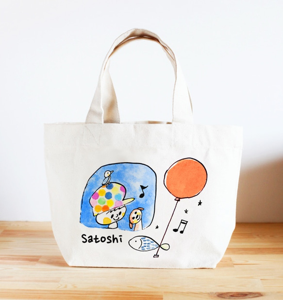 名前が入れられるキッズトートバッグ（窓からの眺め） 1枚目の画像