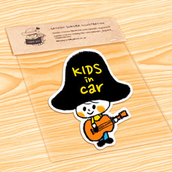 KIDS IN CAR キッズインカー マグネットステッカー(きのこ帽子） 2枚目の画像