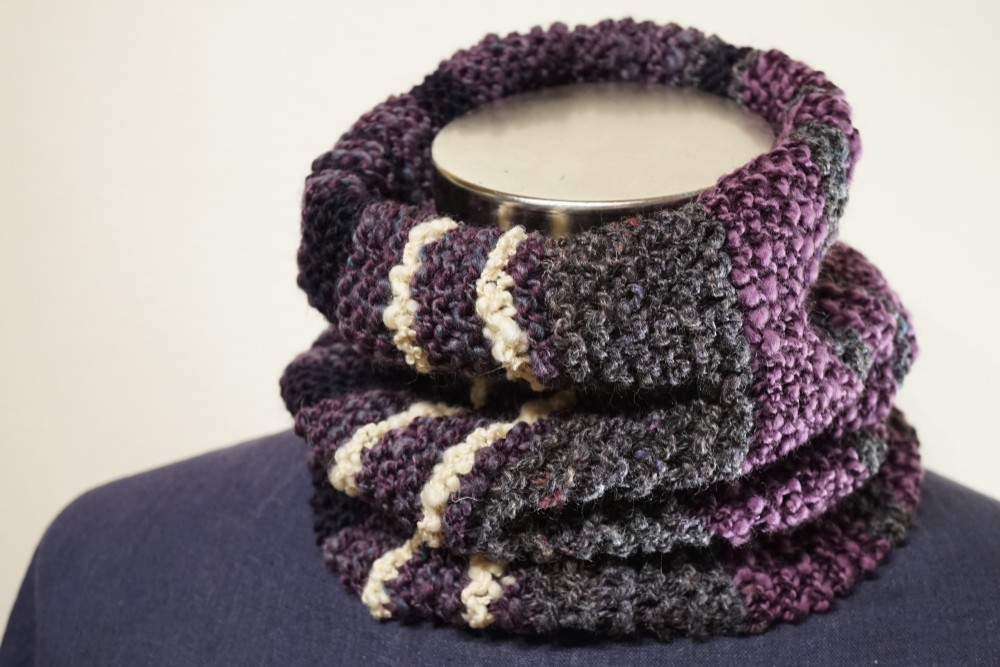 手紡ぎ糸のネックウォーマー&帽子/気分しだいでお好きな色目をフロントにして・・・