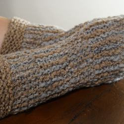シェットランド＆メリノのリストウォーマー/手紡ぎ糸・手編み 1枚目の画像