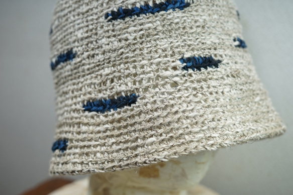 春夏用・リネンとスーピマ綿の手紡ぎ糸の帽子 4枚目の画像