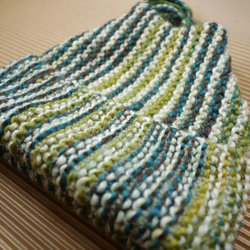 手紡ぎ糸の帽子/白とグリーン系のストライプで、より立体的に・・・ 2枚目の画像