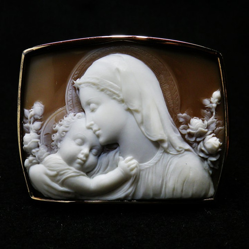 ジョヴァンニ・ノト作 希少 ”生命感あふれる母子像” ブローチ