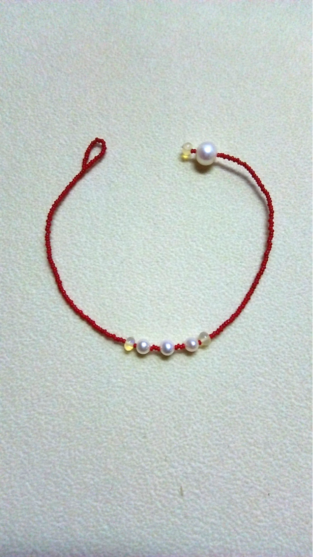 超極小　アンティークベネチアンビーズのブレスレット        赤