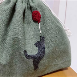 ✤handmade✤ハーフリネン刺繍巾着✤cats 猫 ⚘ex.点と線模様製作所 2枚目の画像