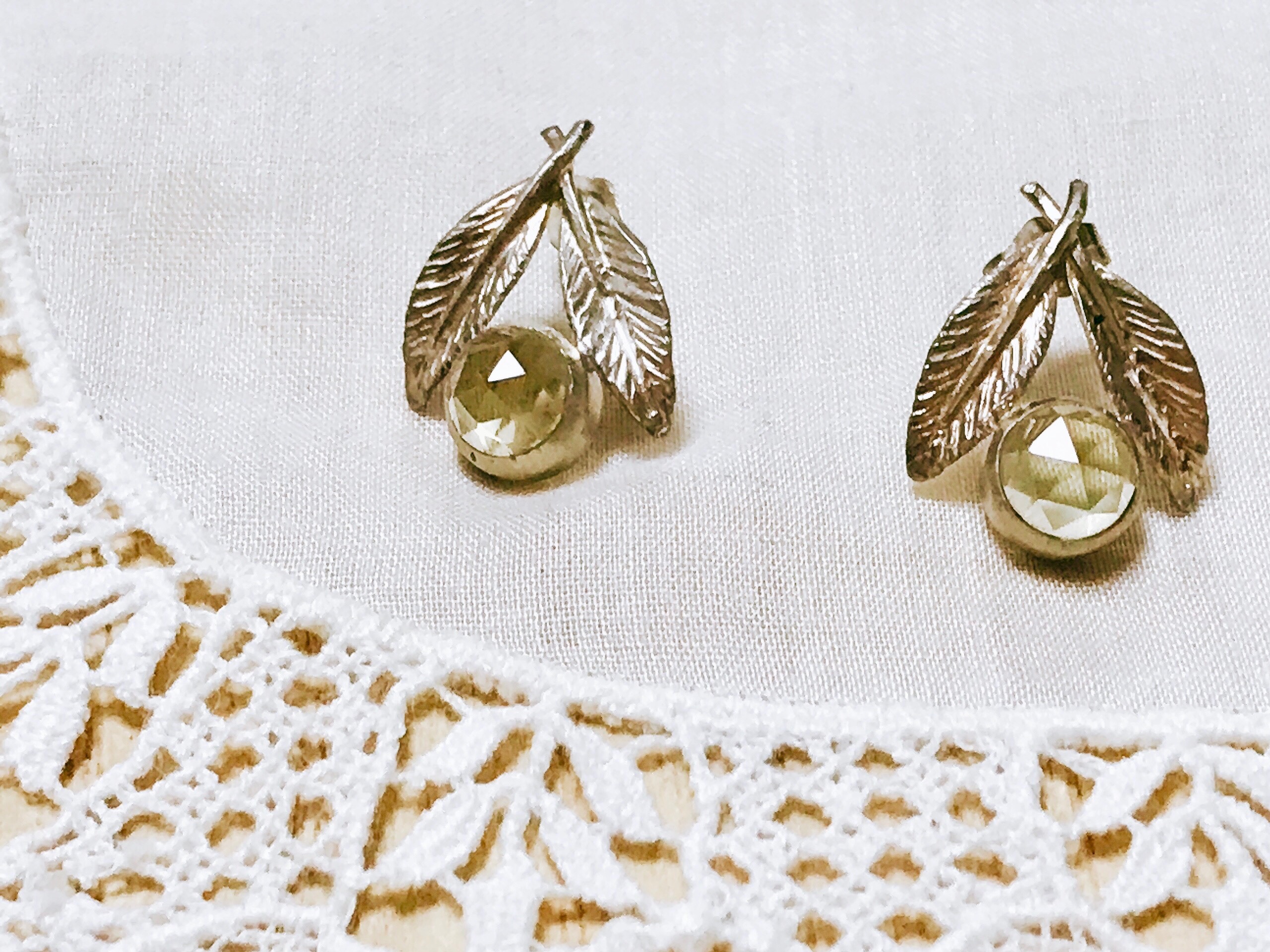 Leaf & Stone ピアス✴︎/レモンクォーツ/シルバーSV925/天然石/リーフ/イエロー