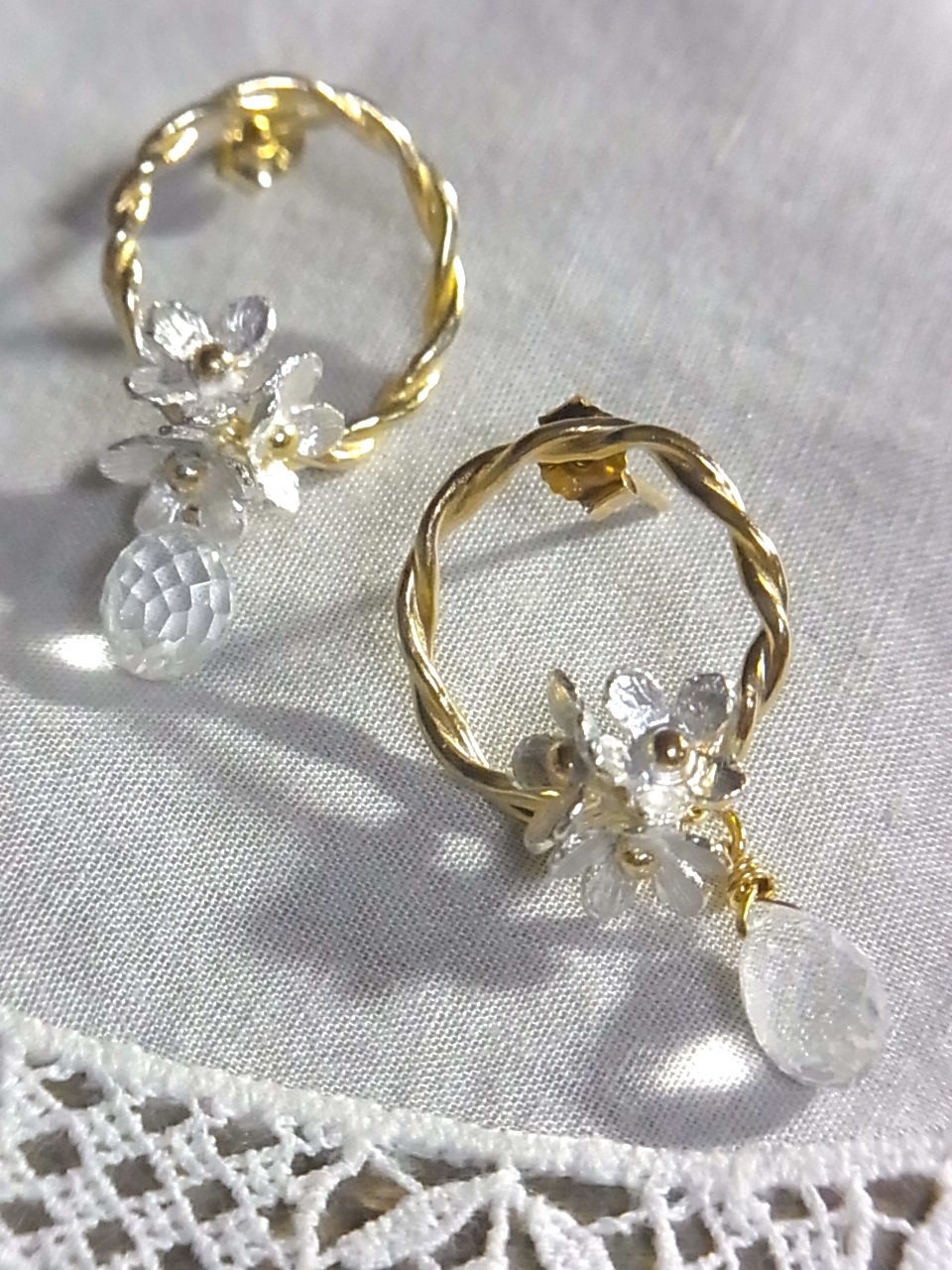 petit fleurサークルドロップピアス☆SV925☆クリスタルクォーツ天然石